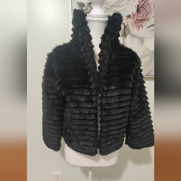 Lapis - Picture 4 of 5